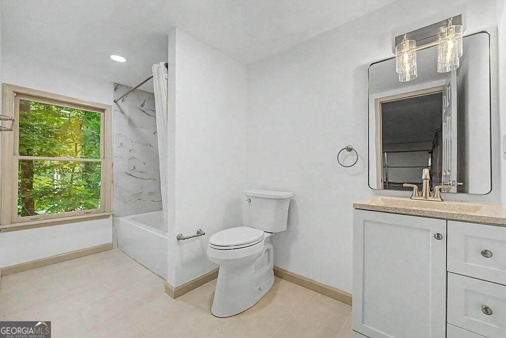 5 bedroom, 4.5 bathroom, 5,600 sq ft single family residence for sale at 228 Nacoochee Drive, Woodstock, GA 30188 — photo 6