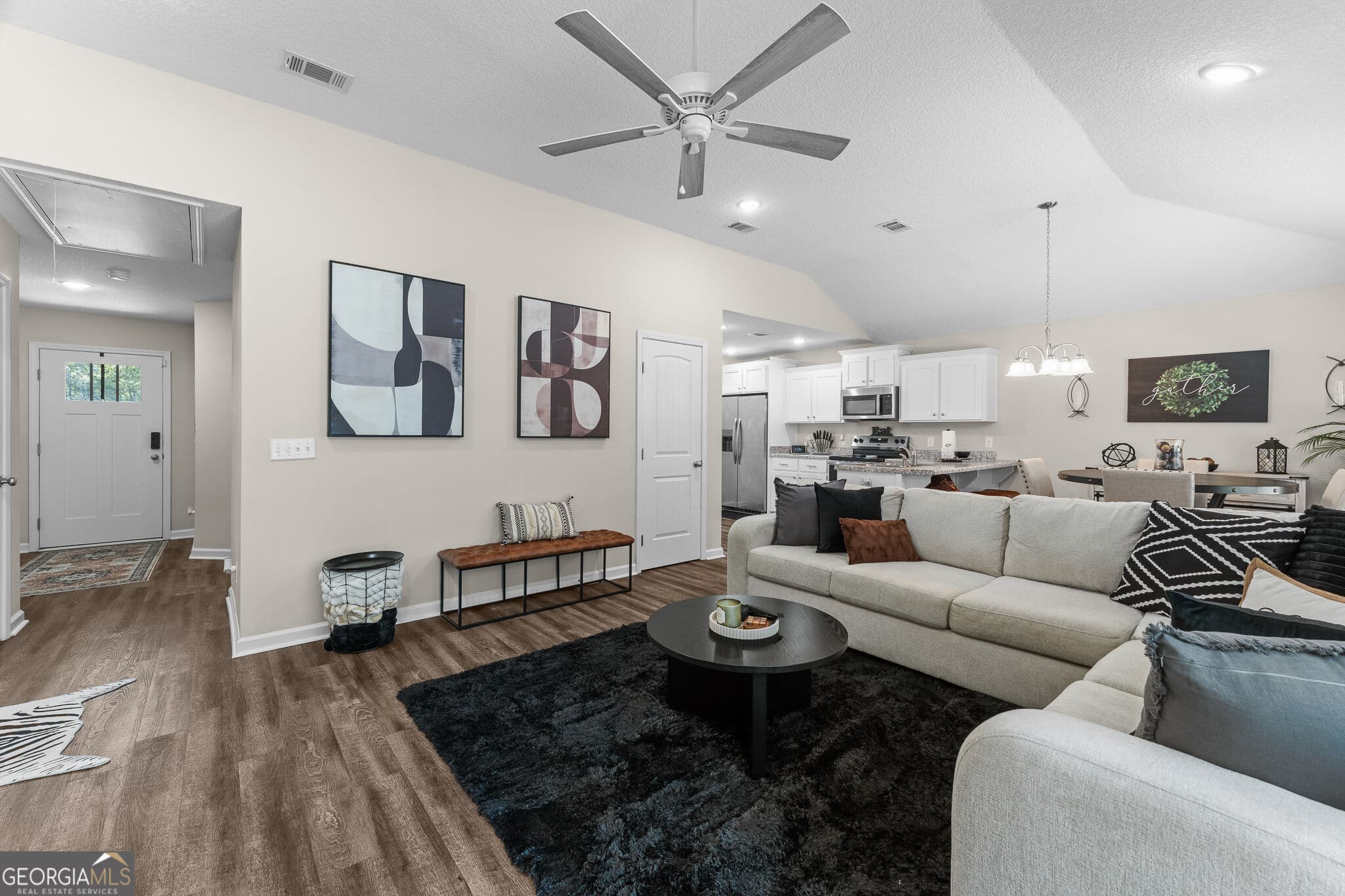 3 bedroom, 2 bathroom, 1,216 sq ft single family residence for sale at 501 Church Circle, Jesup, GA 31545 — photo 8