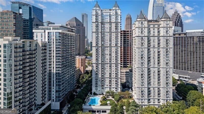 1 bedroom, 1 bathroom, 740 sq ft condominium for sale at 195 14th Street 1010, Atlanta, GA 30309