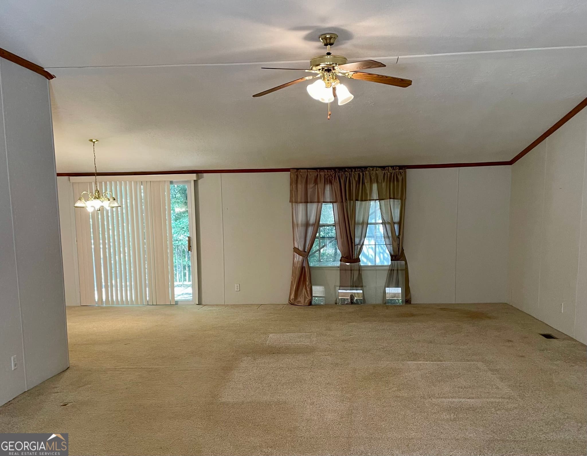 4 bedroom, 3 bathroom, 3,040 sq ft manufactured home,single family residence for sale at 75 Stag Run Drive, Mansfield, GA 30055 — photo 4