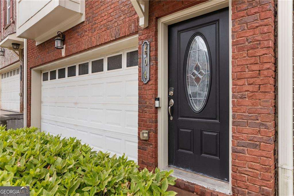 3 bedroom, 3.5 bathroom townhouse for sale at 404 Williamson Street 10, Marietta, GA 30060 — photo 4