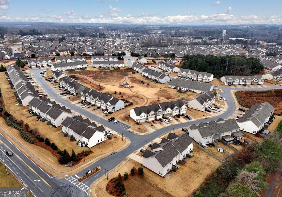 4 bedroom, 2.5 bathroom, 1,660 sq ft single family residence for sale at 3642 Canyon Springs Road 96, Oakwood, GA 30566 — photo 6
