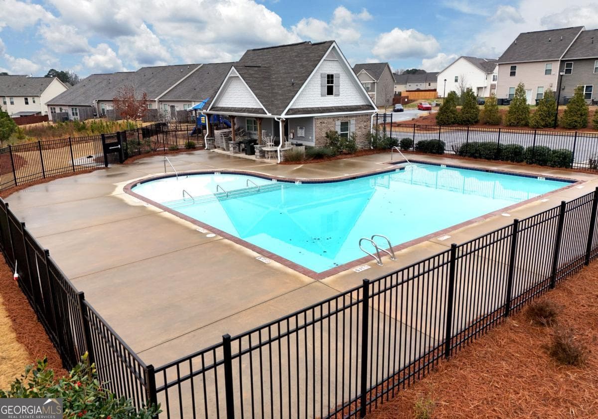 4 bedroom, 2.5 bathroom, 1,660 sq ft single family residence for sale at 3642 Canyon Springs Road 96, Oakwood, GA 30566 — photo 5