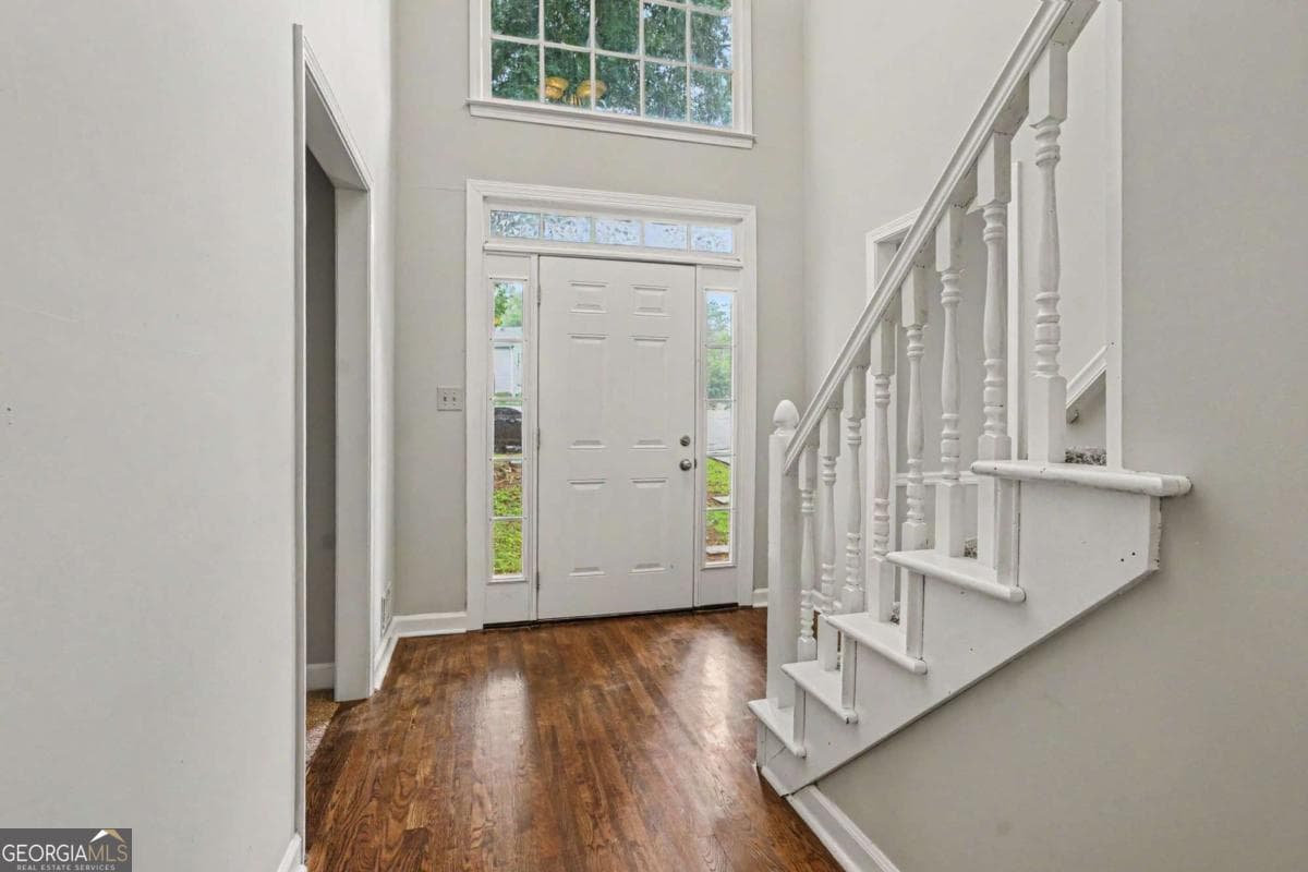 4 bedroom, 3.5 bathroom, 2,912 sq ft single family residence for sale at 2501 Bechers Brook, Lawrenceville, GA 30043 — photo 6