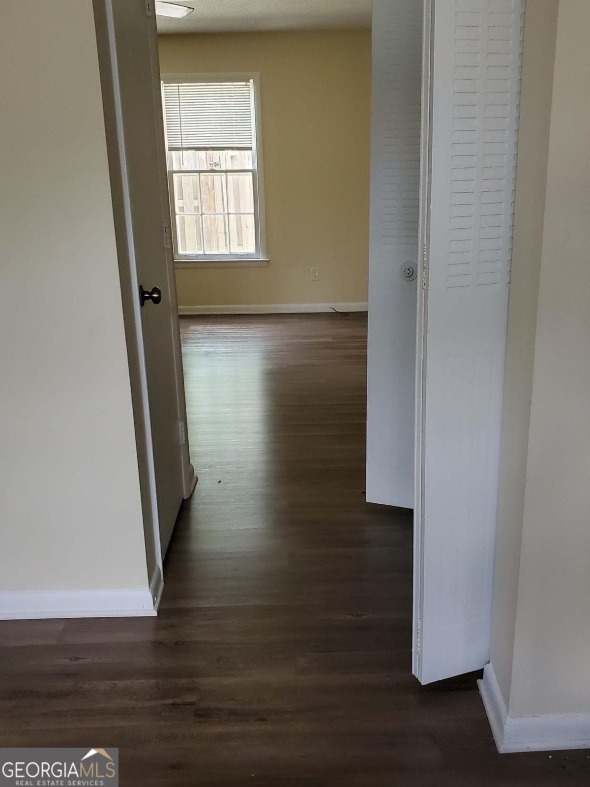 3 bedroom, 1.5 bathroom, 1,260 sq ft townhouse for sale at 2080 Kings Gate Circle C, Snellville, GA 30078 — photo 10