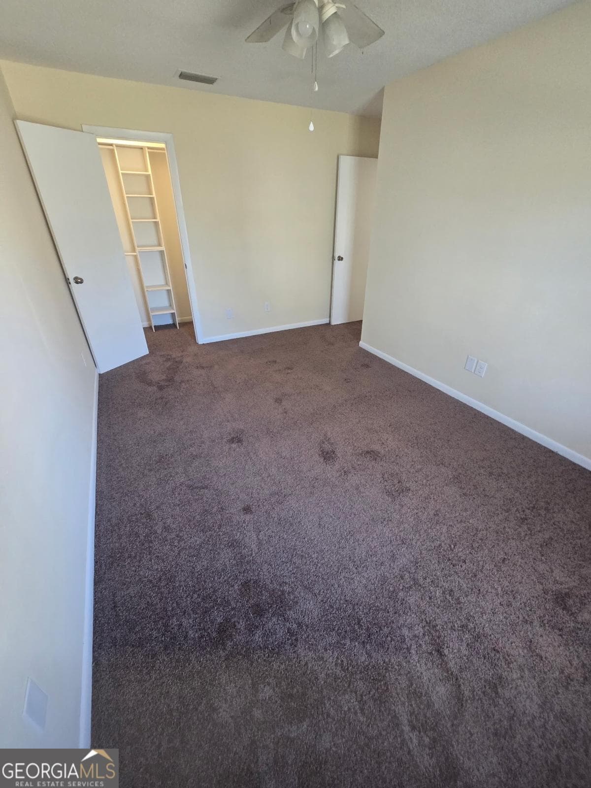 3 bedroom, 1.5 bathroom, 1,260 sq ft townhouse for sale at 2080 Kings Gate Circle C, Snellville, GA 30078 — photo 4