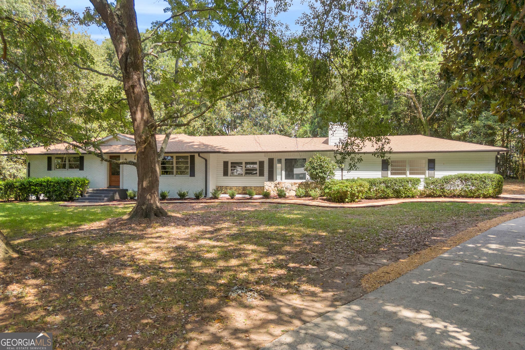 3 bedroom, 2.5 bathroom, 1,790 sq ft single family residence for sale at 921 Highway 72, Comer, GA 30629 — photo 2