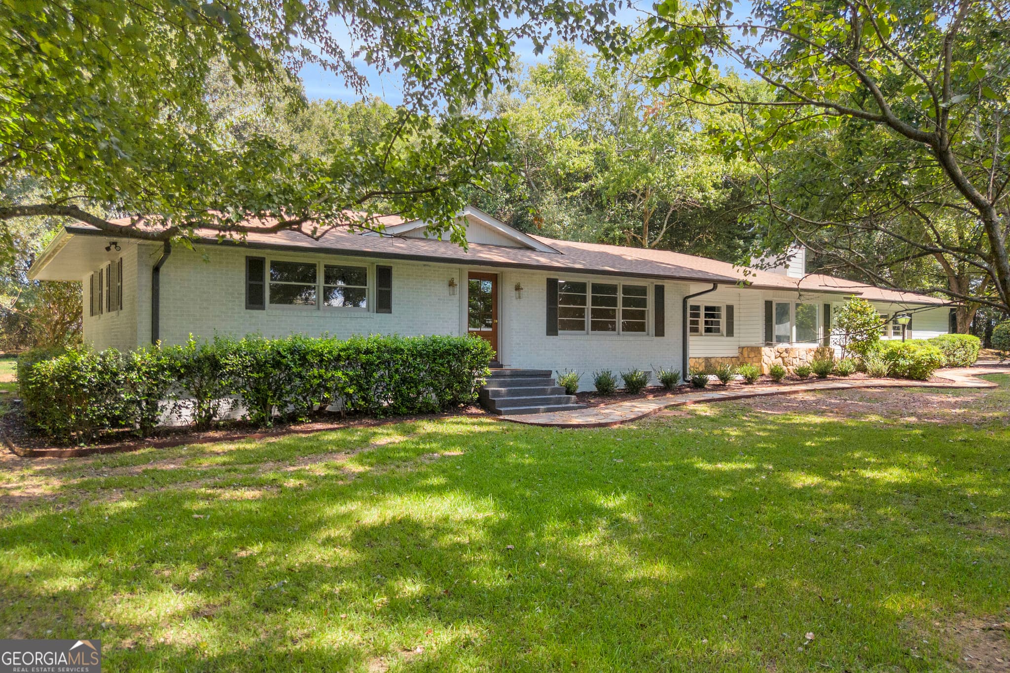 3 bedroom, 2.5 bathroom, 1,790 sq ft single family residence for sale at 921 Highway 72, Comer, GA 30629