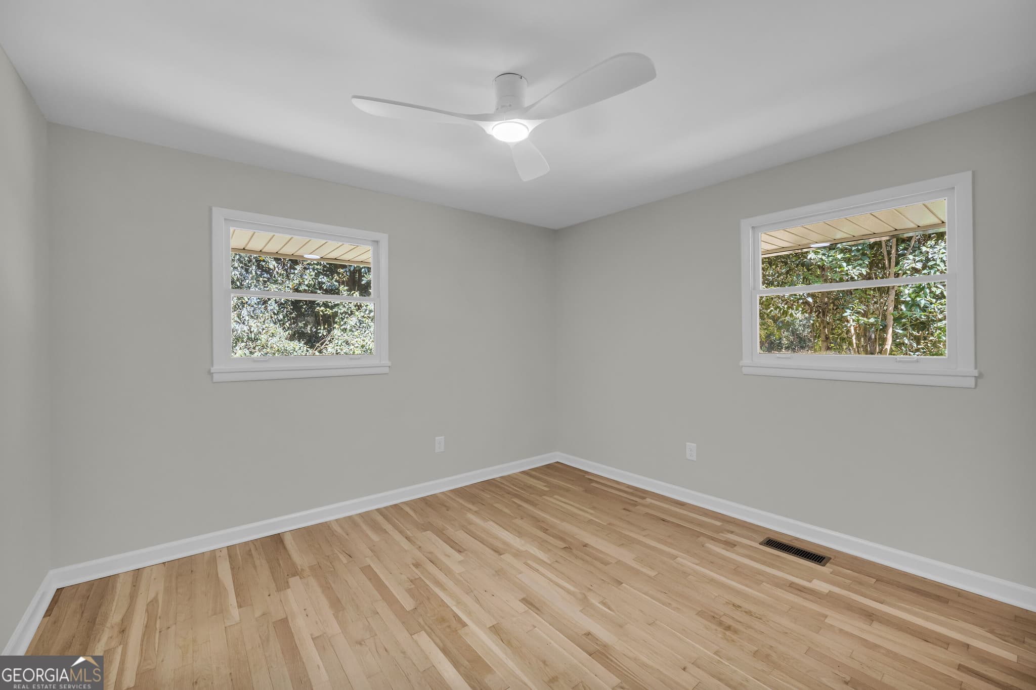 3 bedroom, 2.5 bathroom, 1,790 sq ft single family residence for sale at 921 Highway 72, Comer, GA 30629 — photo 10