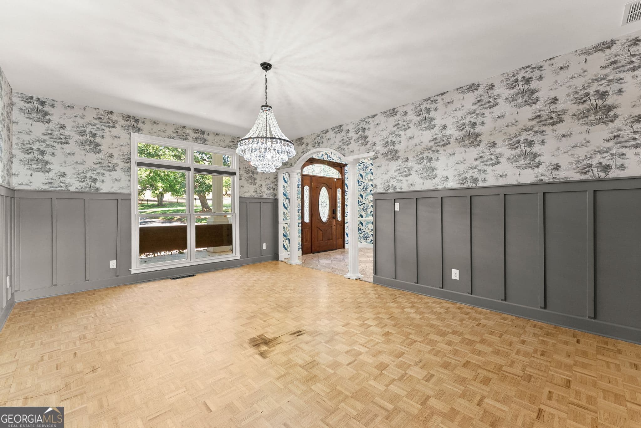 7 bedroom, 7 bathroom, 7,481 sq ft single family residence for sale at 8080 Milford Road, Gainesville, GA 30506 — photo 9