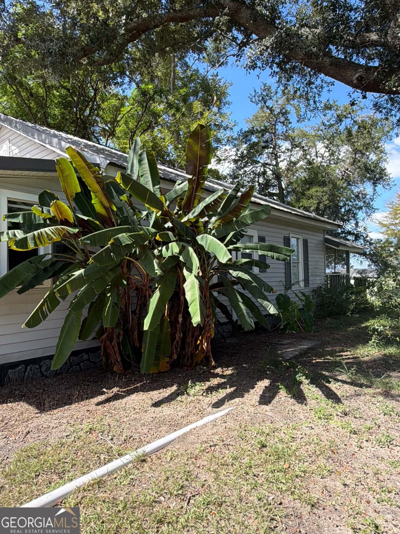 3 bedroom, 2 bathroom, 1,792 sq ft manufactured home,single family residence for sale at 46 Sumner Rd, Surrency, GA 31563 — photo 2