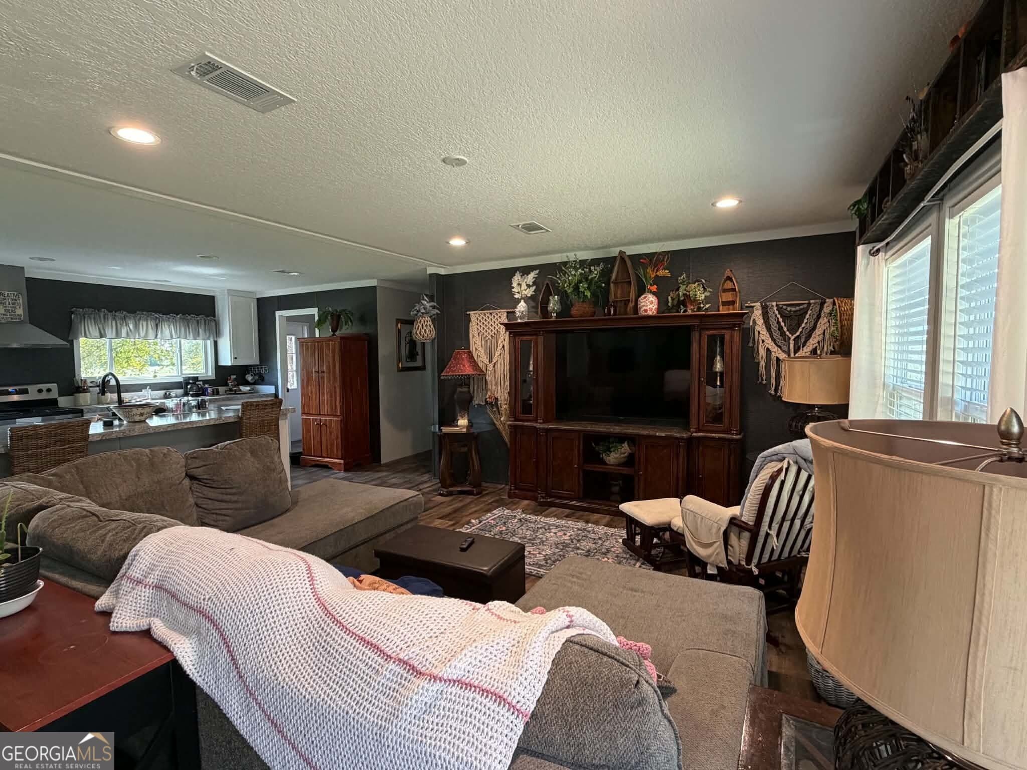 3 bedroom, 2 bathroom, 1,792 sq ft manufactured home,single family residence for sale at 46 Sumner Rd, Surrency, GA 31563 — photo 6