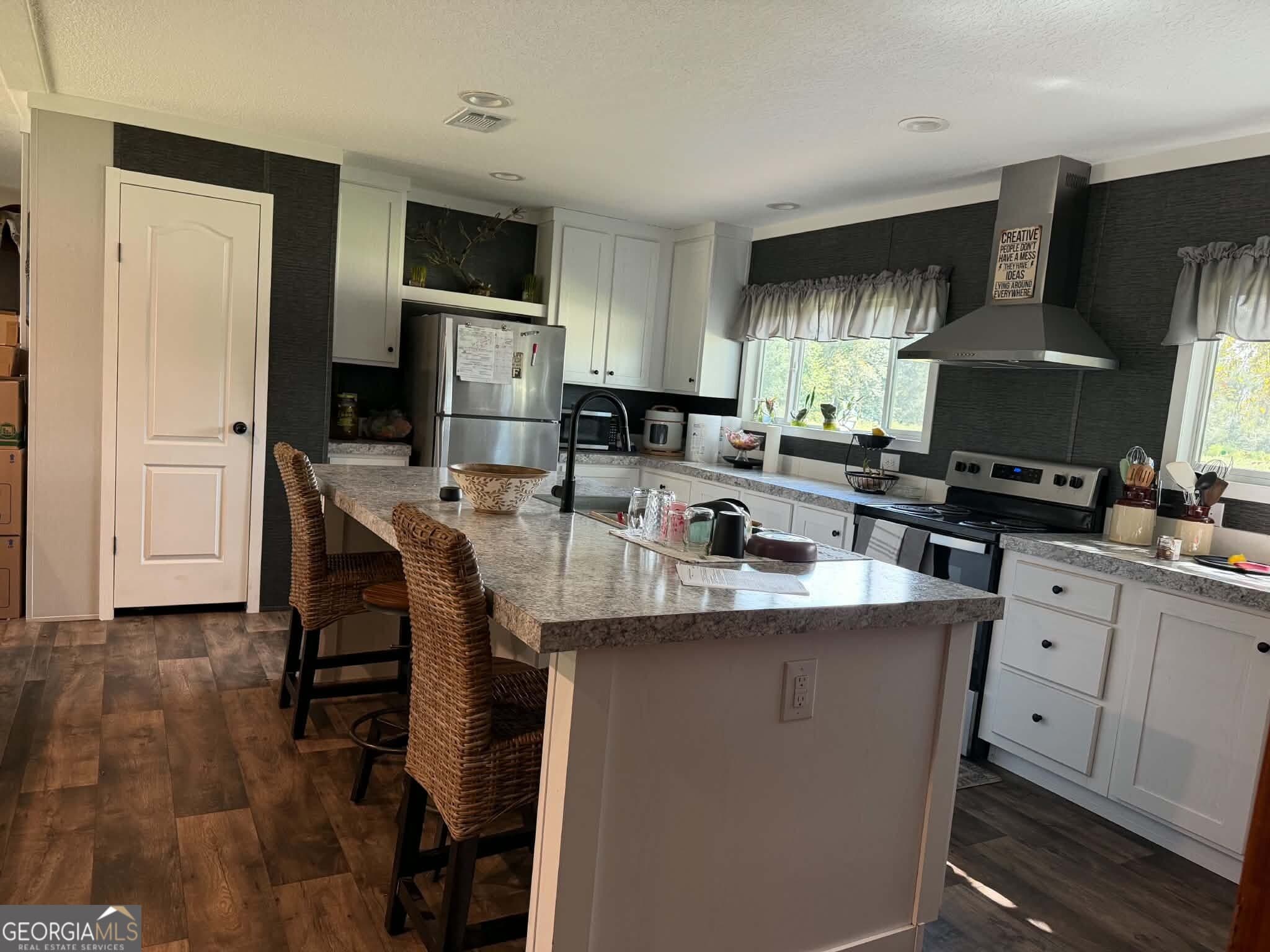 3 bedroom, 2 bathroom, 1,792 sq ft manufactured home,single family residence for sale at 46 Sumner Rd, Surrency, GA 31563 — photo 7