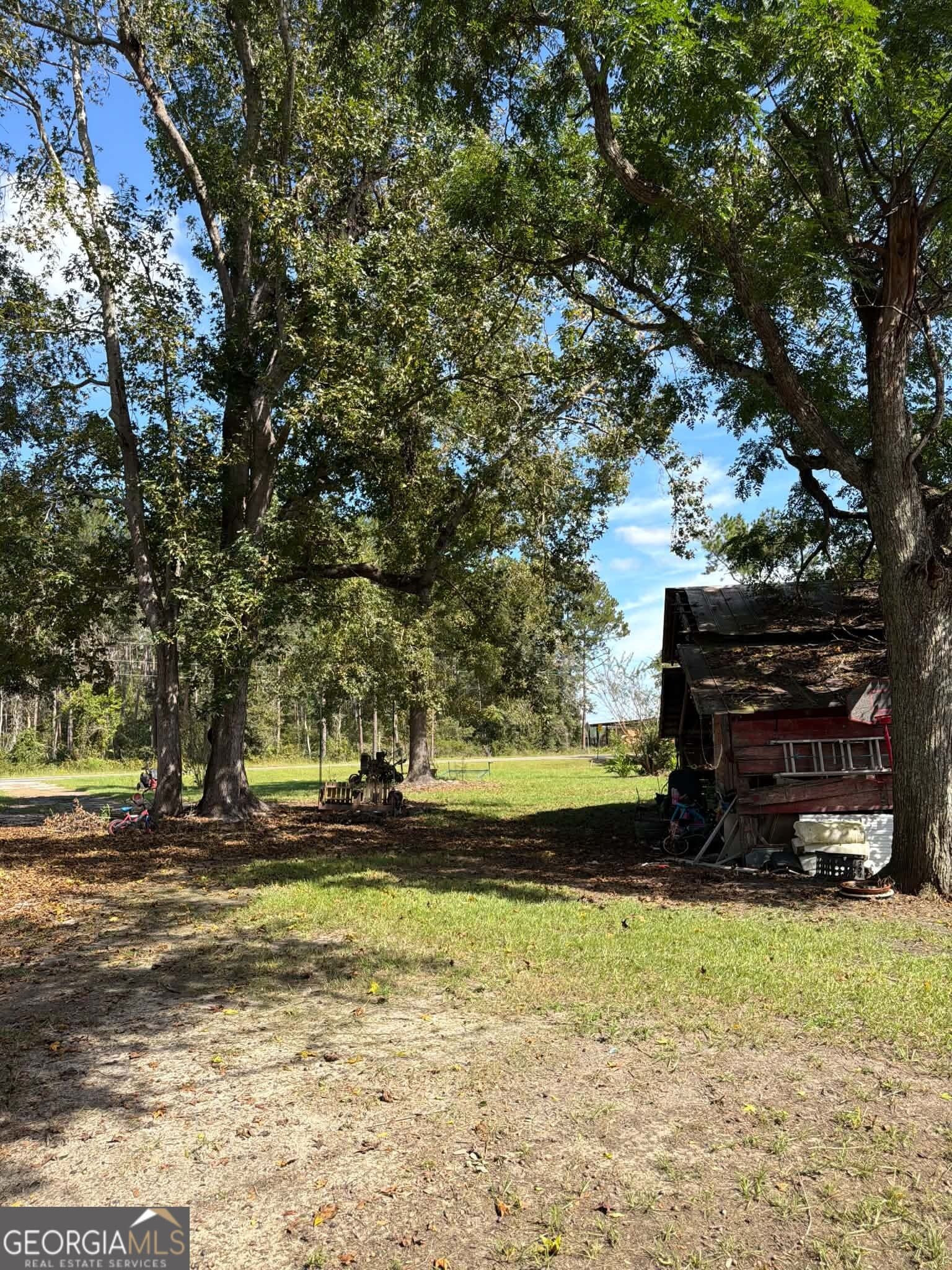 3 bedroom, 2 bathroom, 1,792 sq ft manufactured home,single family residence for sale at 46 Sumner Rd, Surrency, GA 31563 — photo 5