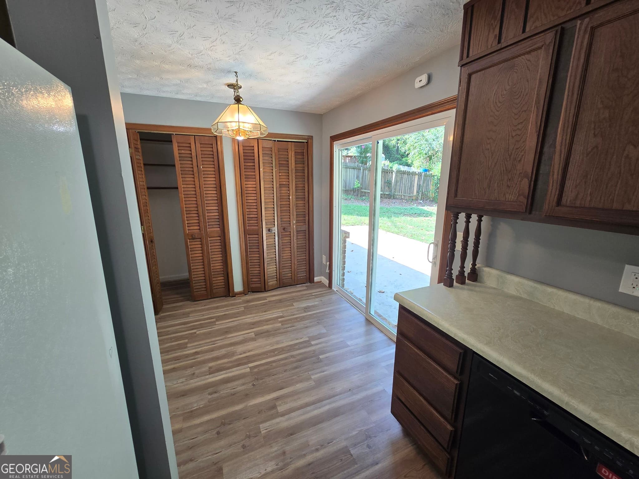 3 bedroom, 2 bathroom, 1,597 sq ft single family residence for rent at 3851 Raiders Ridge Drive, Lithonia, GA 30038 for $1,775 a month — photo 6