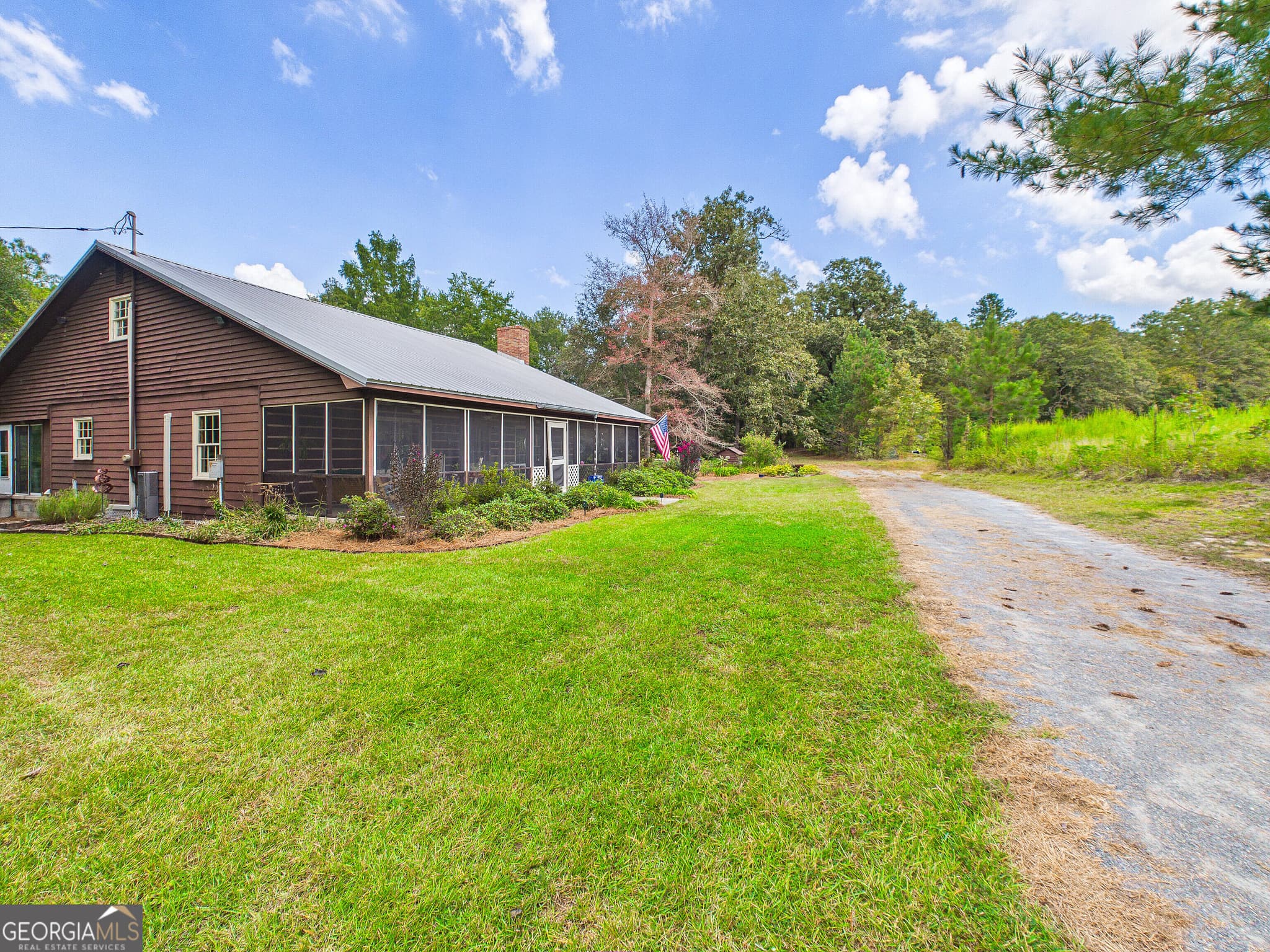4 bedroom, 2 bathroom, 1,500 sq ft single family residence under contract at 360 Parks Road, Butler, GA 31006 — photo 5