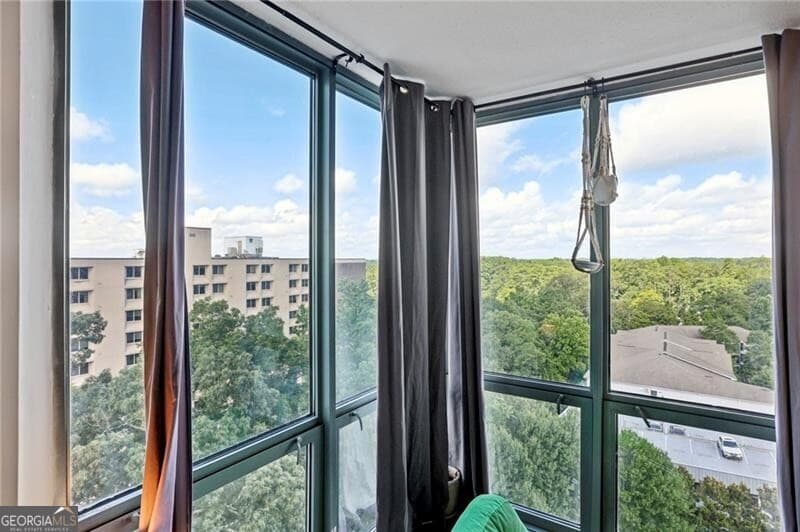 1 bedroom, 1 bathroom, 543 sq ft condominium for sale at 2870 Pharr Court South 1408, Atlanta, GA 30305 — photo 10