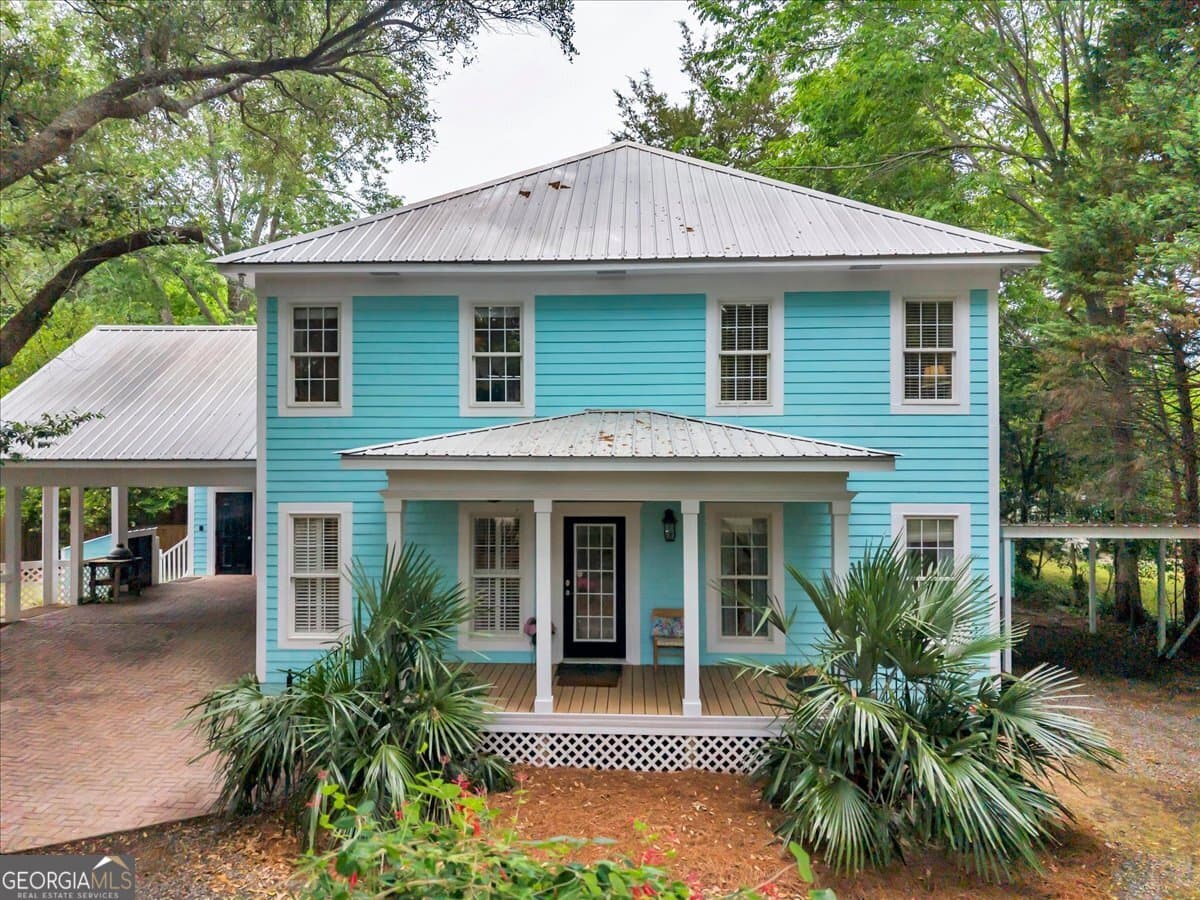 7 bedroom, 6 bathroom, 4,518 sq ft single family residence for sale at 108 Howard Street, Byron, GA 31008 — photo 2