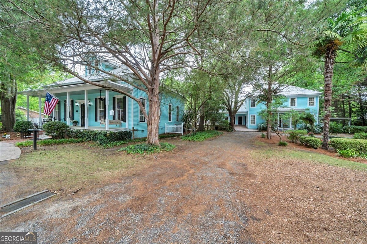 7 bedroom, 6 bathroom, 4,518 sq ft single family residence for sale at 108 Howard Street, Byron, GA 31008 — photo 3