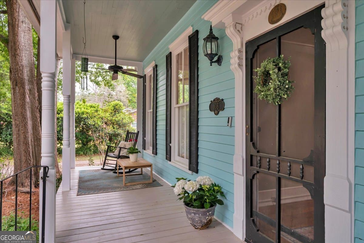 7 bedroom, 6 bathroom, 4,518 sq ft single family residence for sale at 108 Howard Street, Byron, GA 31008 — photo 5