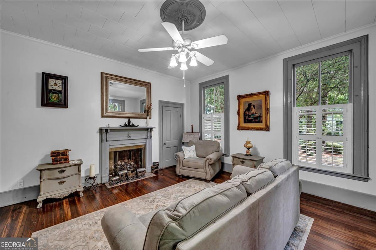 7 bedroom, 6 bathroom, 4,518 sq ft single family residence for sale at 108 Howard Street, Byron, GA 31008 — photo 10