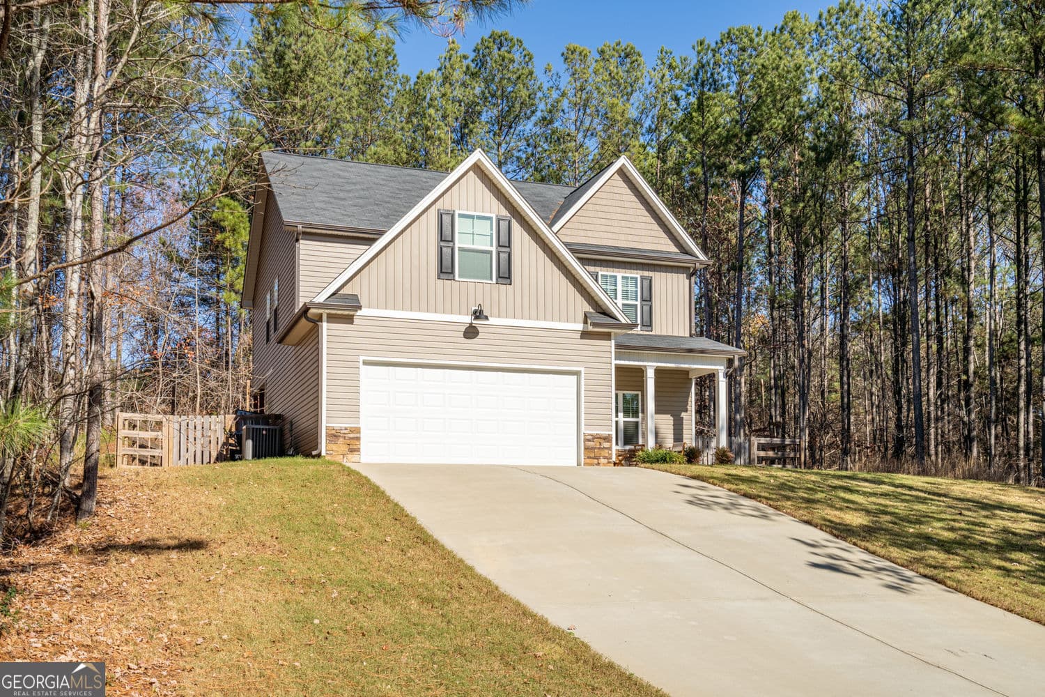 4 bedroom, 2.5 bathroom single family residence for sale at 81 Roundtree Court, Dallas, GA 30132 — photo 2