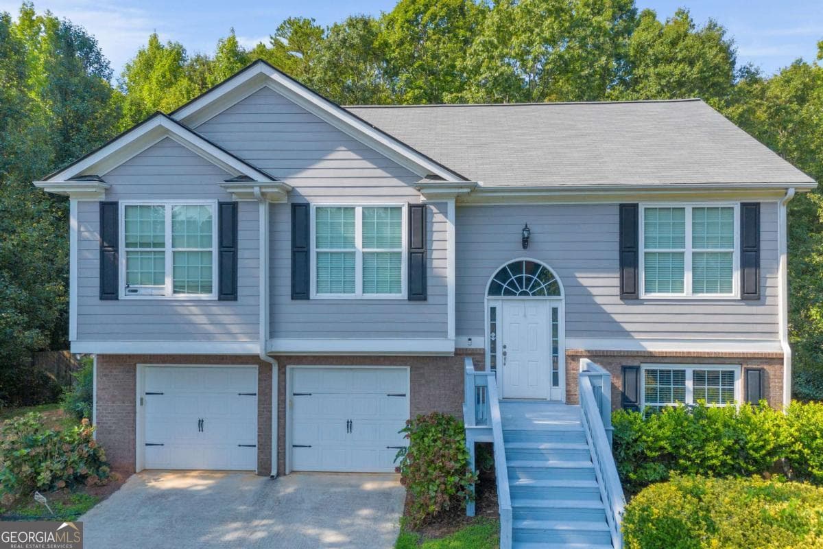 3 bedroom, 3 bathroom, 2,391 sq ft single family residence for sale at 1176 Kimberly Circle, Hull, GA 30646
