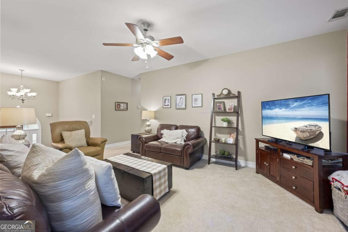 3 bedroom, 3 bathroom, 2,391 sq ft single family residence for sale at 1176 Kimberly Circle, Hull, GA 30646 — photo 10