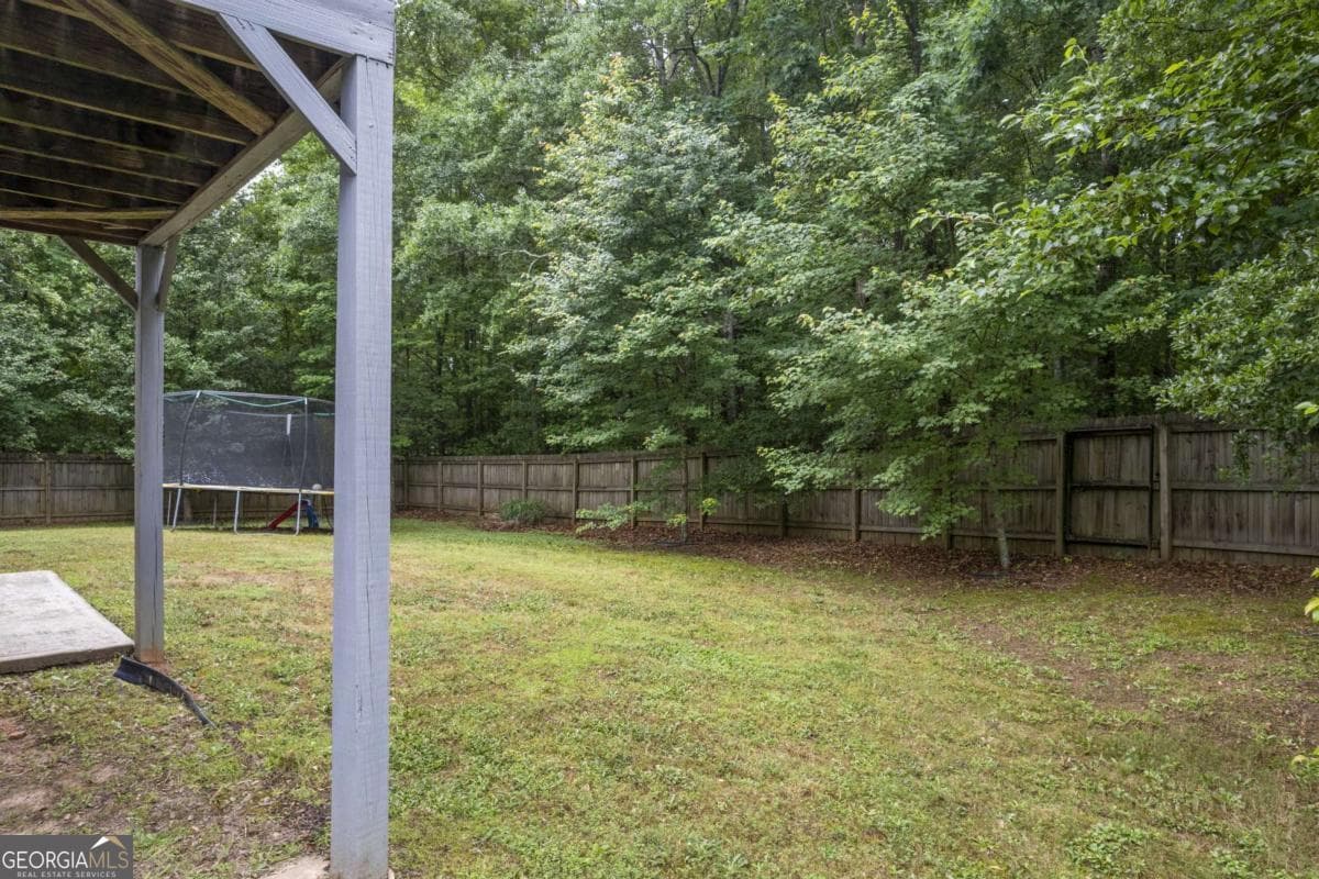3 bedroom, 3 bathroom, 2,391 sq ft single family residence for sale at 1176 Kimberly Circle, Hull, GA 30646 — photo 4