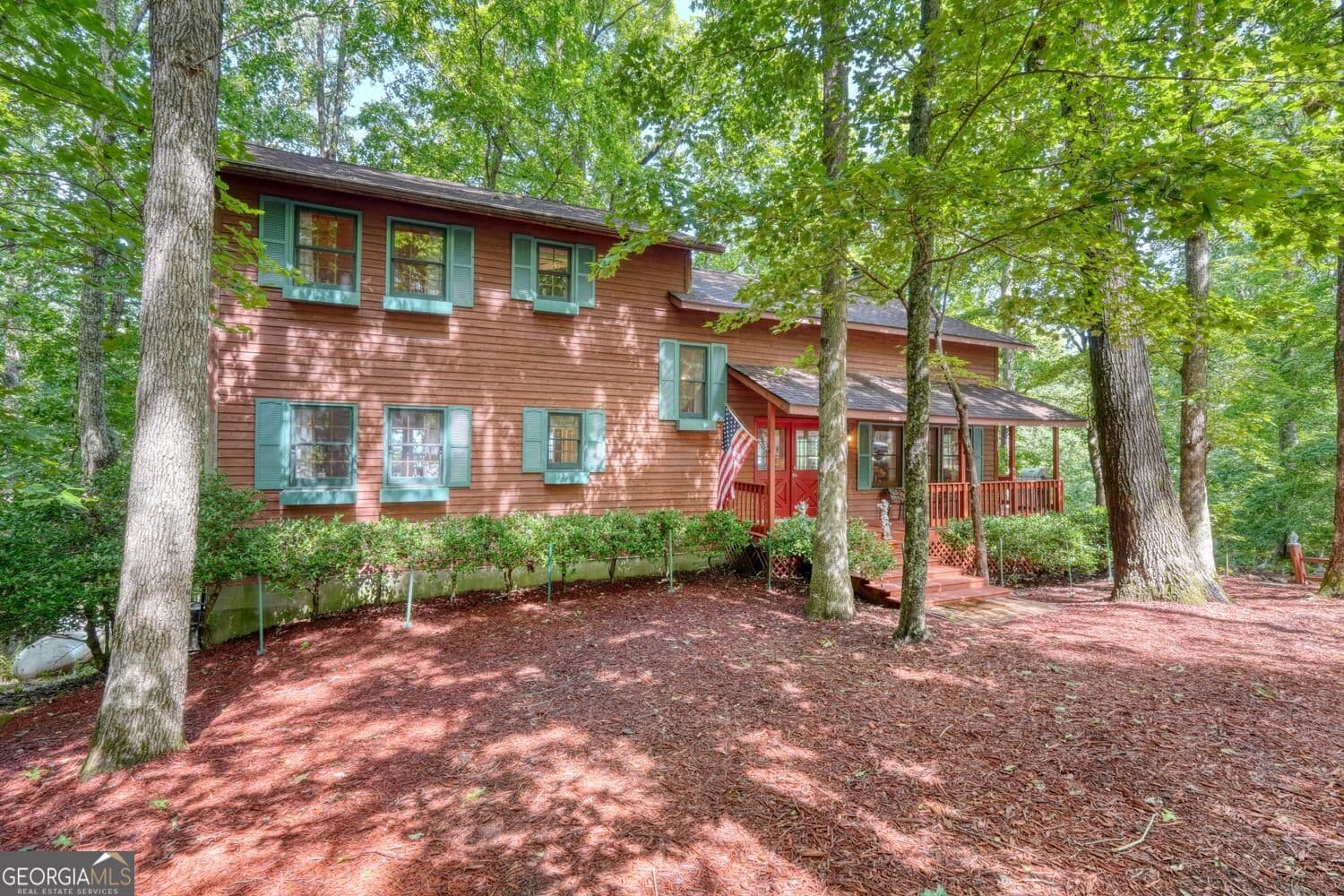 3 bedroom, 3 bathroom, 3,540 sq ft cabin,single family residence for sale at 854 Frog Pond Road, Hiawassee, GA 30546 — photo 1 of 40