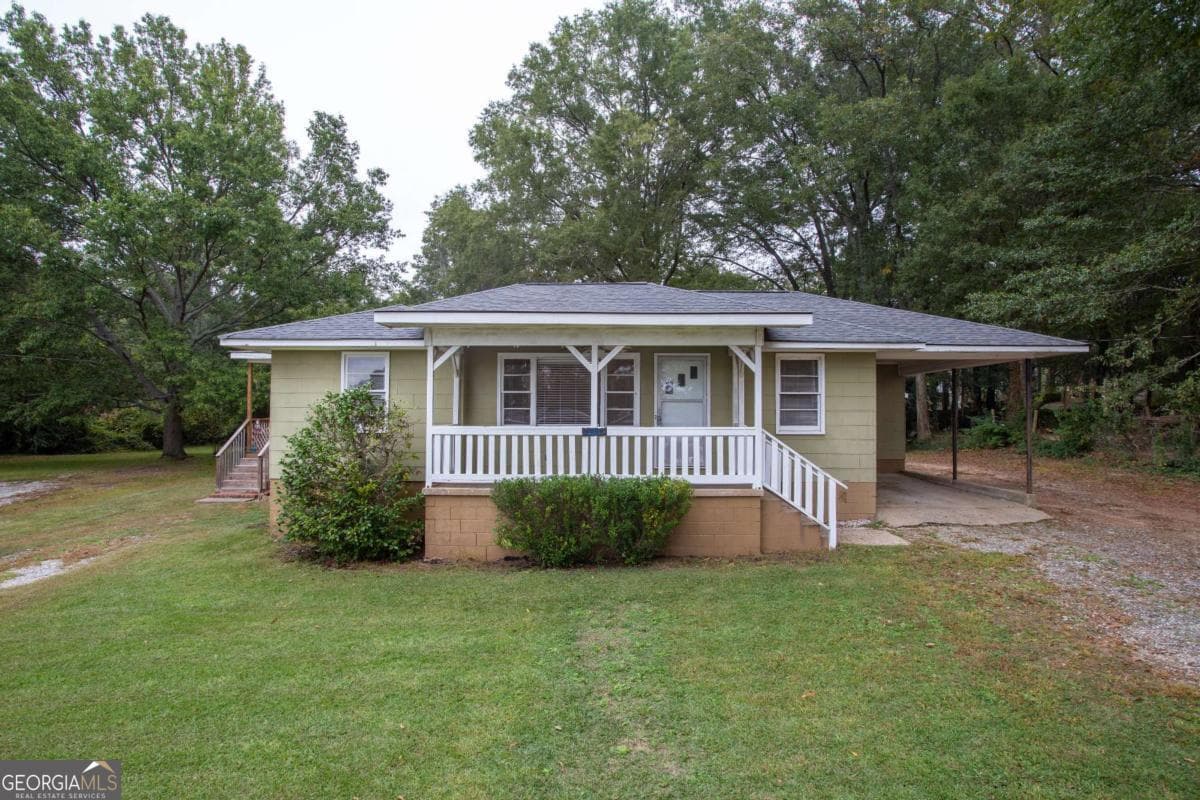 2 bedroom, 1 bathroom, 1,000 sq ft duplex for rent at 133 Nelson Street B, Monroe, GA 30655 for $1,475 a month — photo 1 of 1