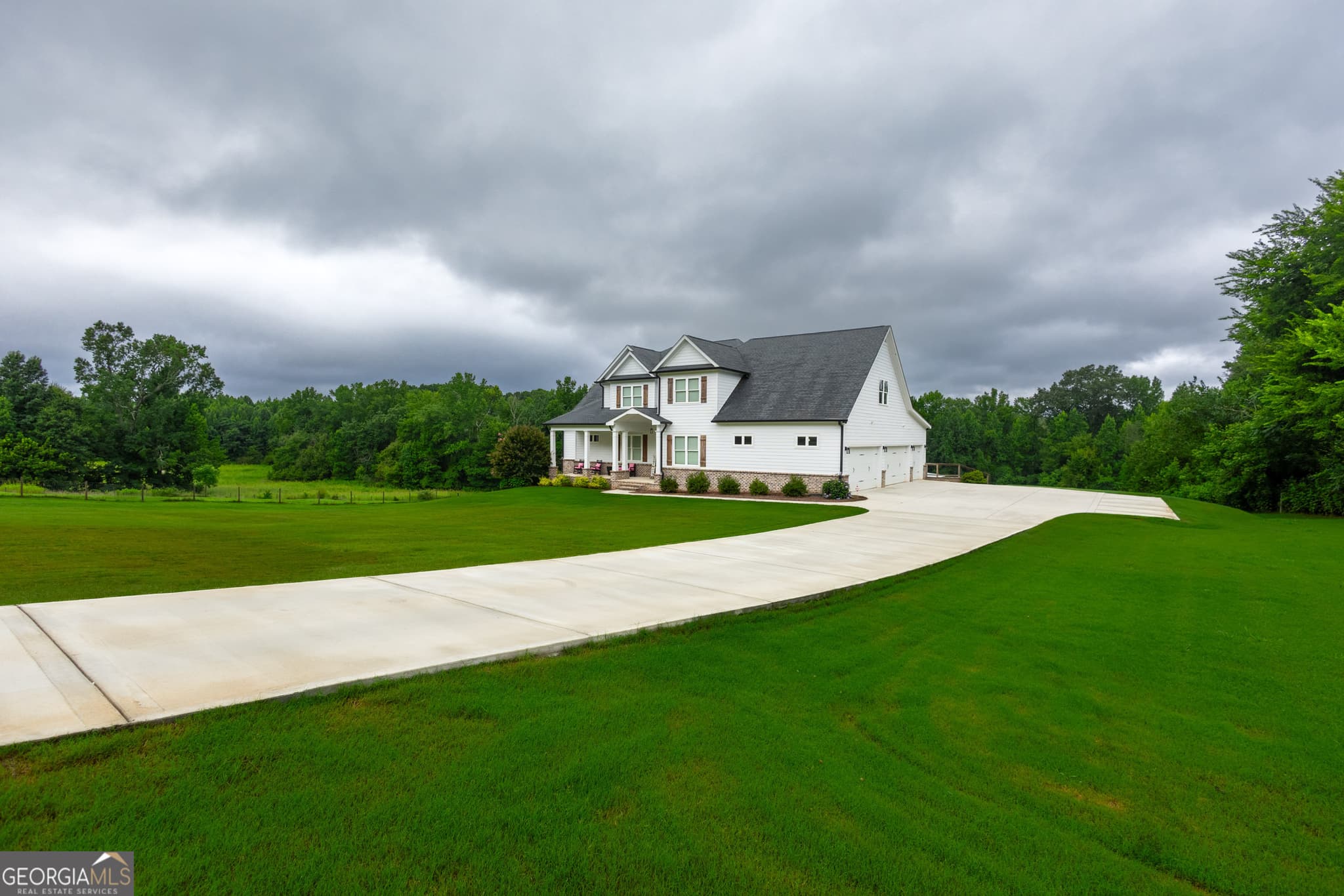6 bedroom, 5.5 bathroom, 5,784 sq ft single family residence for sale at 1440 Chandler Bridge Road, Nicholson, GA 30565 — photo 5