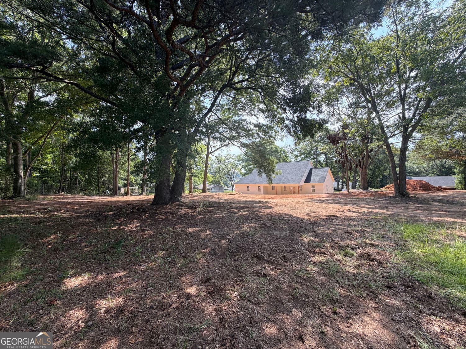 3 bedroom, 2.5 bathroom, 2,020 sq ft single family residence for sale at 207 Walton Street, Loganville, GA 30052 — photo 6