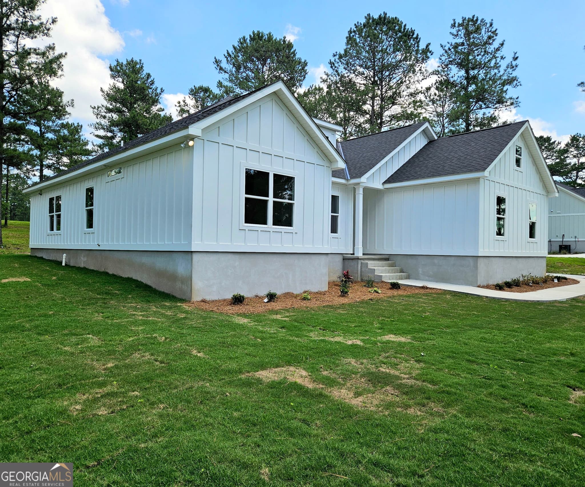 4 bedroom, 2 bathroom single family residence for sale at 270 Woodridge Lane, Cairo, GA 39827 — photo 2