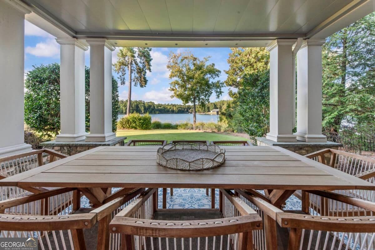 5 bedroom, 5.5 bathroom, 5,086 sq ft single family residence for sale at 1370 Rose Creek, Greensboro, GA 30642 — photo 7