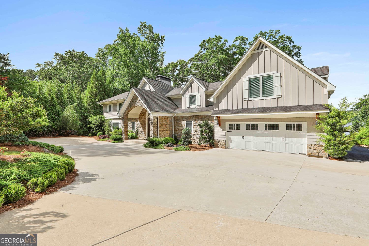 4 bedroom, 4.5 bathroom, 5,100 sq ft single family residence for rent at 111 Loblolly Circle, Peachtree City, GA 30269 for $13,000 a month — photo 5