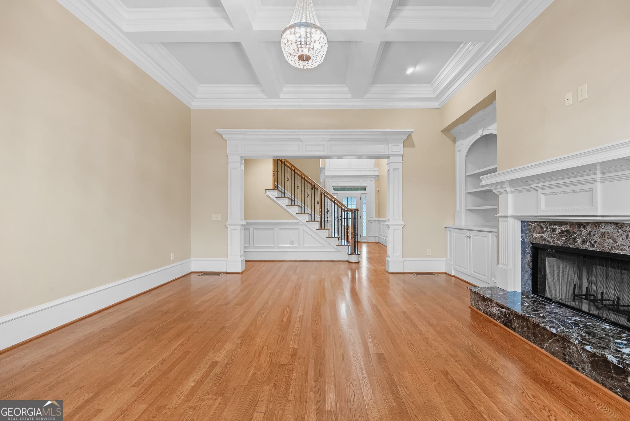 6 bedroom, 5.5 bathroom, 6,489 sq ft single family residence for sale at 2552 Stone Manor Drive, Buford, GA 30519 — photo 7