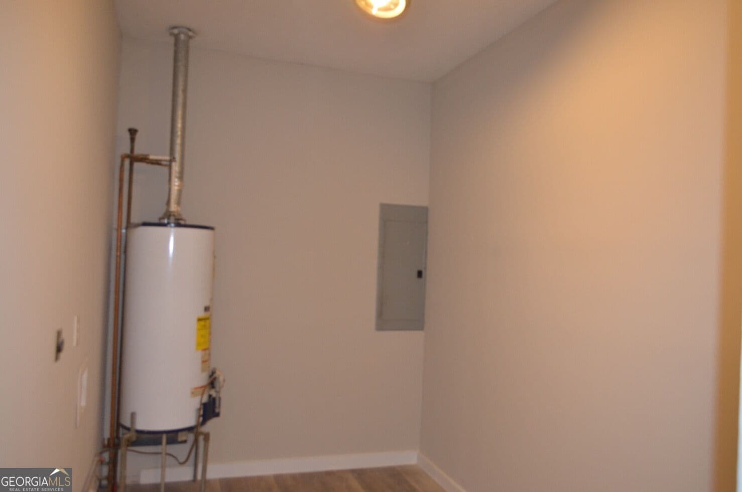 4 bedroom, 2 bathroom, 1,460 sq ft single family residence for sale at 238 Freeman Avenue, Forsyth, GA 31029 — photo 9