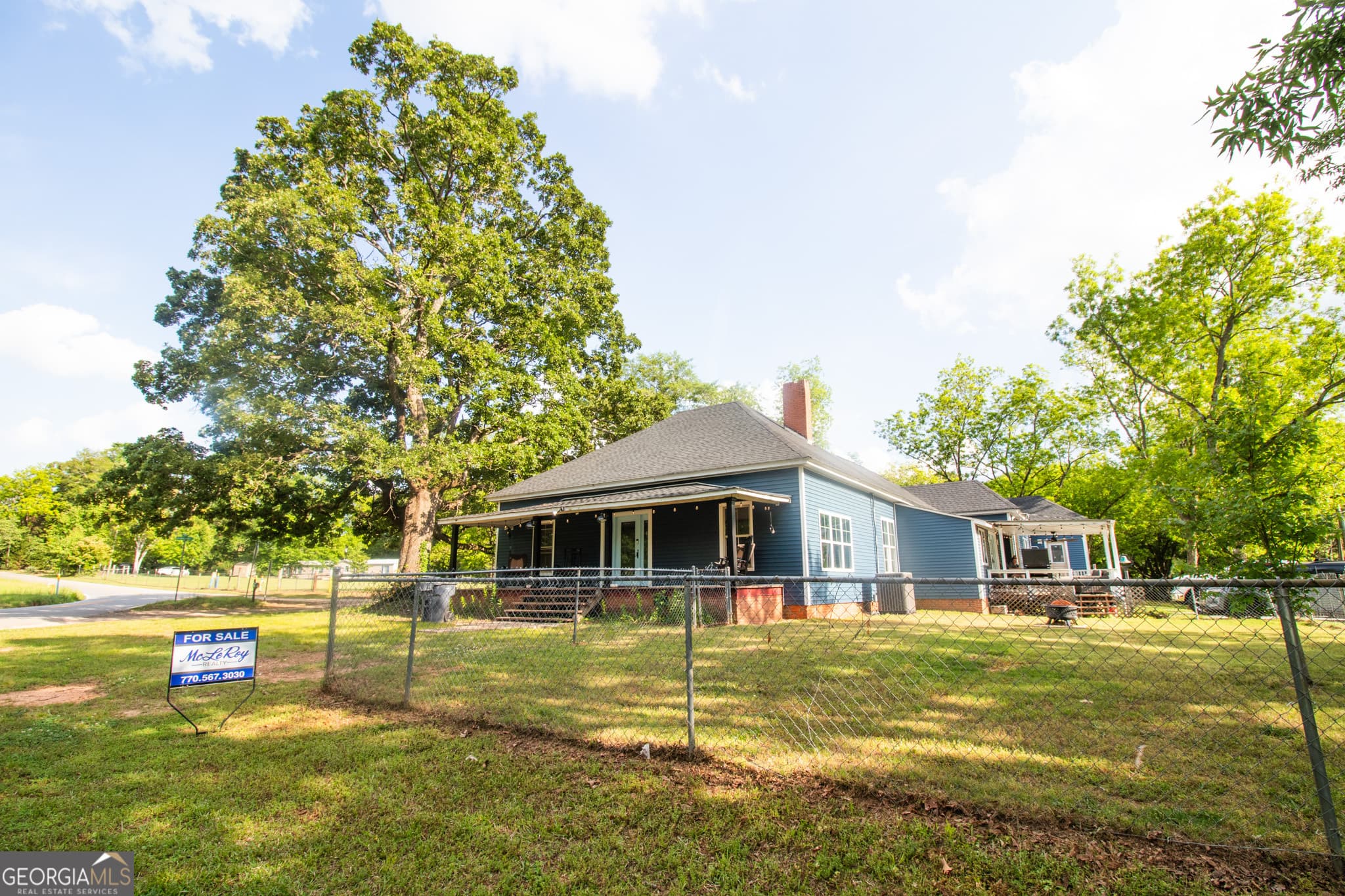 4 bedroom, 2 bathroom, 2,615 sq ft single family residence for sale at 215 Brown Springs Road, Milner, GA 30257 — photo 2