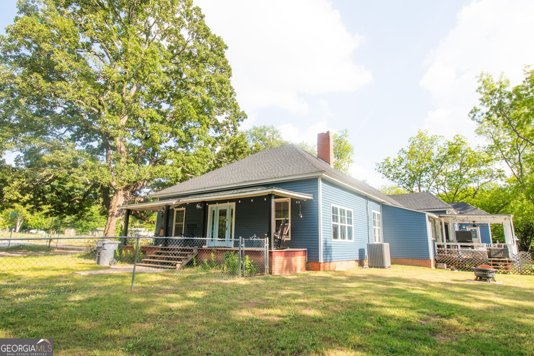 4 bedroom, 2 bathroom, 2,615 sq ft single family residence for sale at 215 Brown Springs Road, Milner, GA 30257 — photo 3
