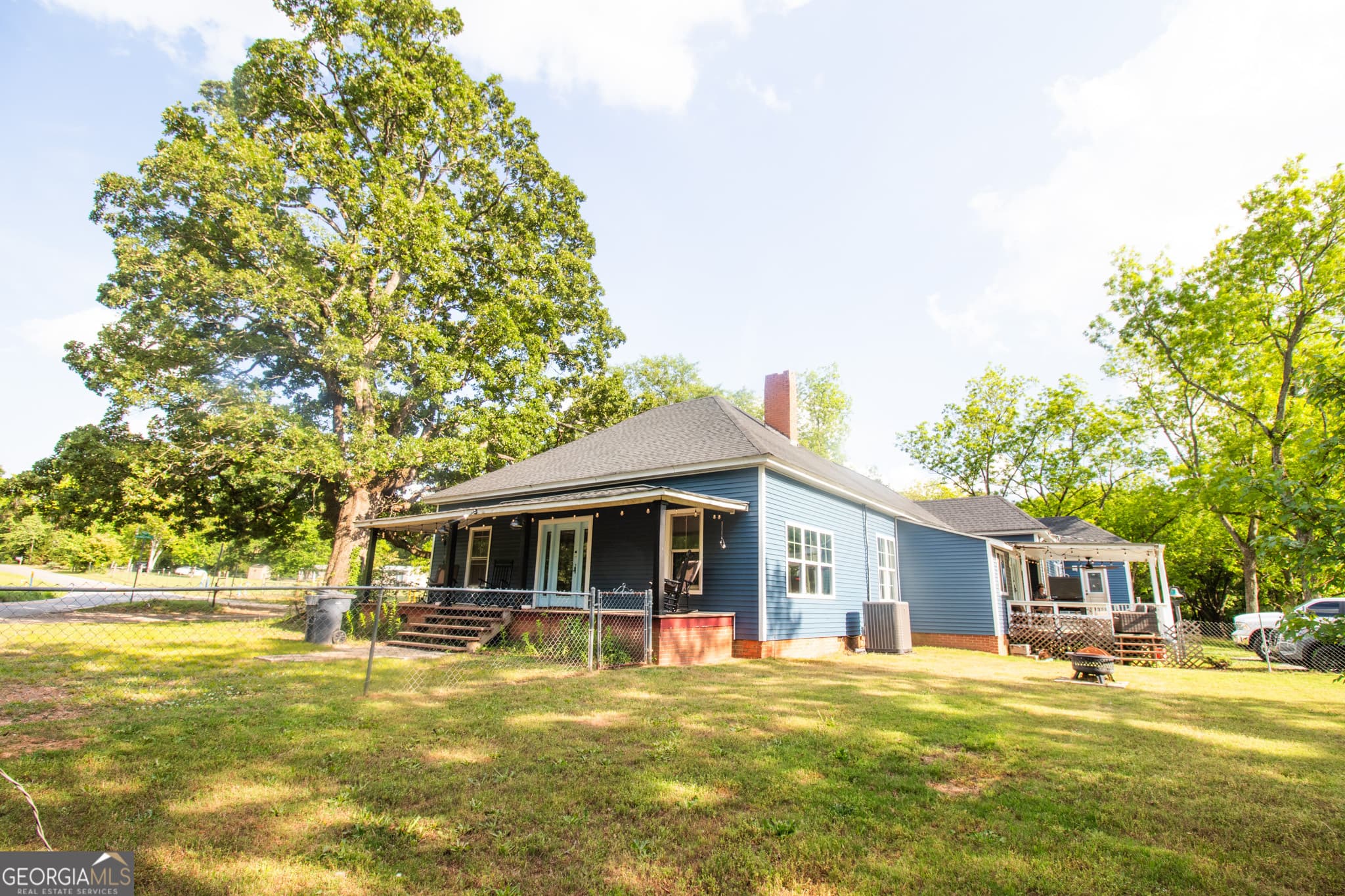 4 bedroom, 2 bathroom, 2,615 sq ft single family residence for sale at 215 Brown Springs Road, Milner, GA 30257