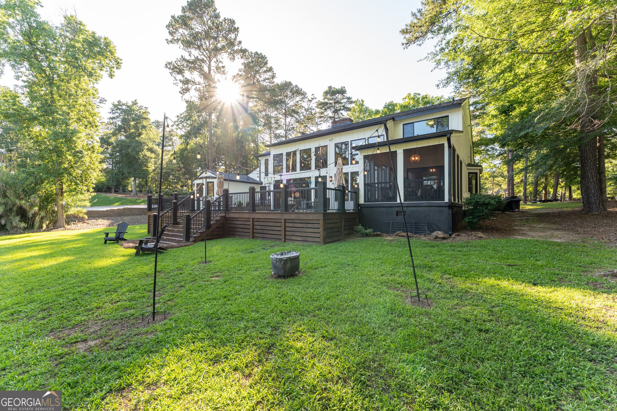 4 bedroom, 4 bathroom, 3,486 sq ft single family residence for sale at 183 Lakecrest Drive, Milledgeville, GA 31061 — photo 3