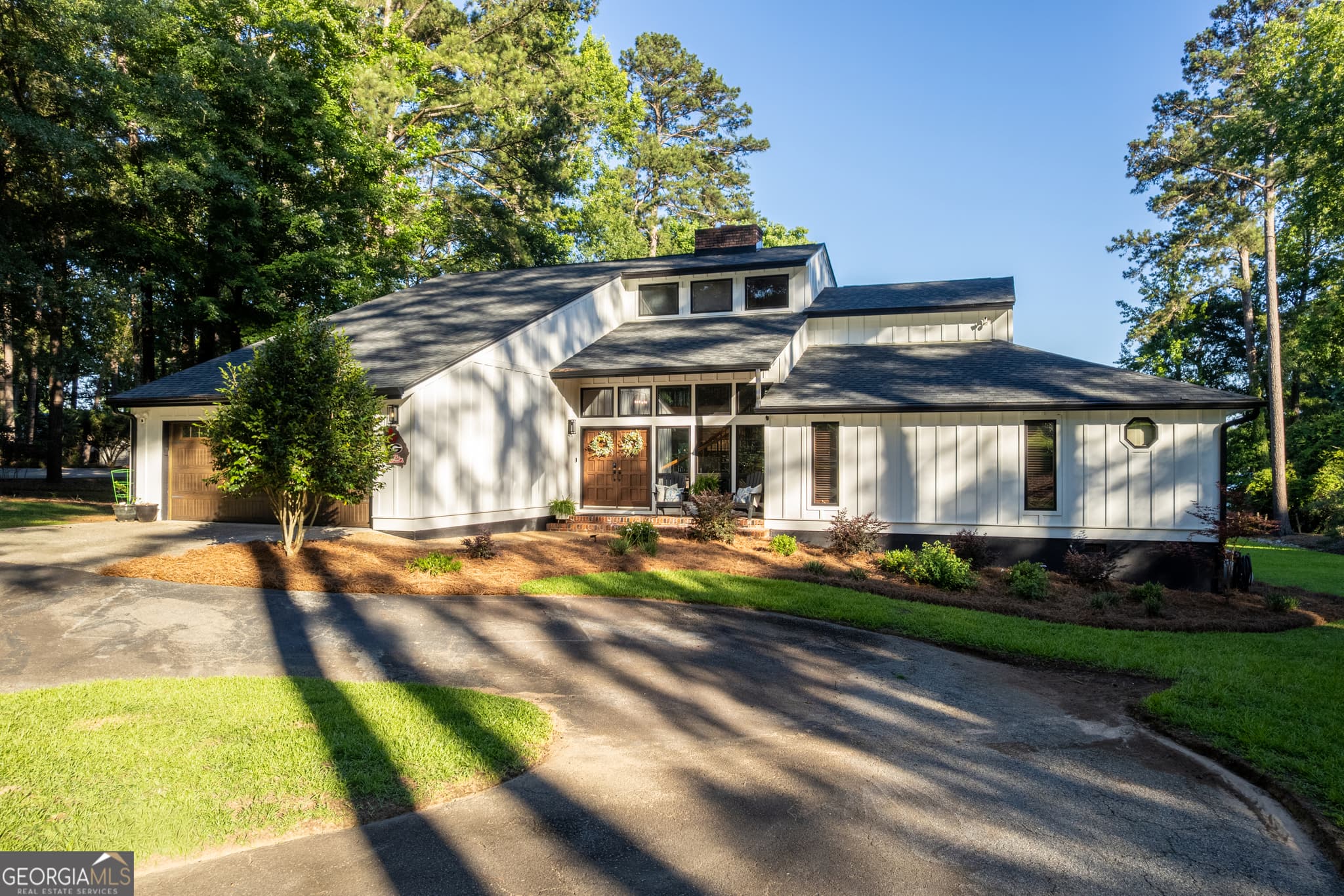 4 bedroom, 4 bathroom, 3,486 sq ft single family residence for sale at 183 Lakecrest Drive, Milledgeville, GA 31061 — photo 8