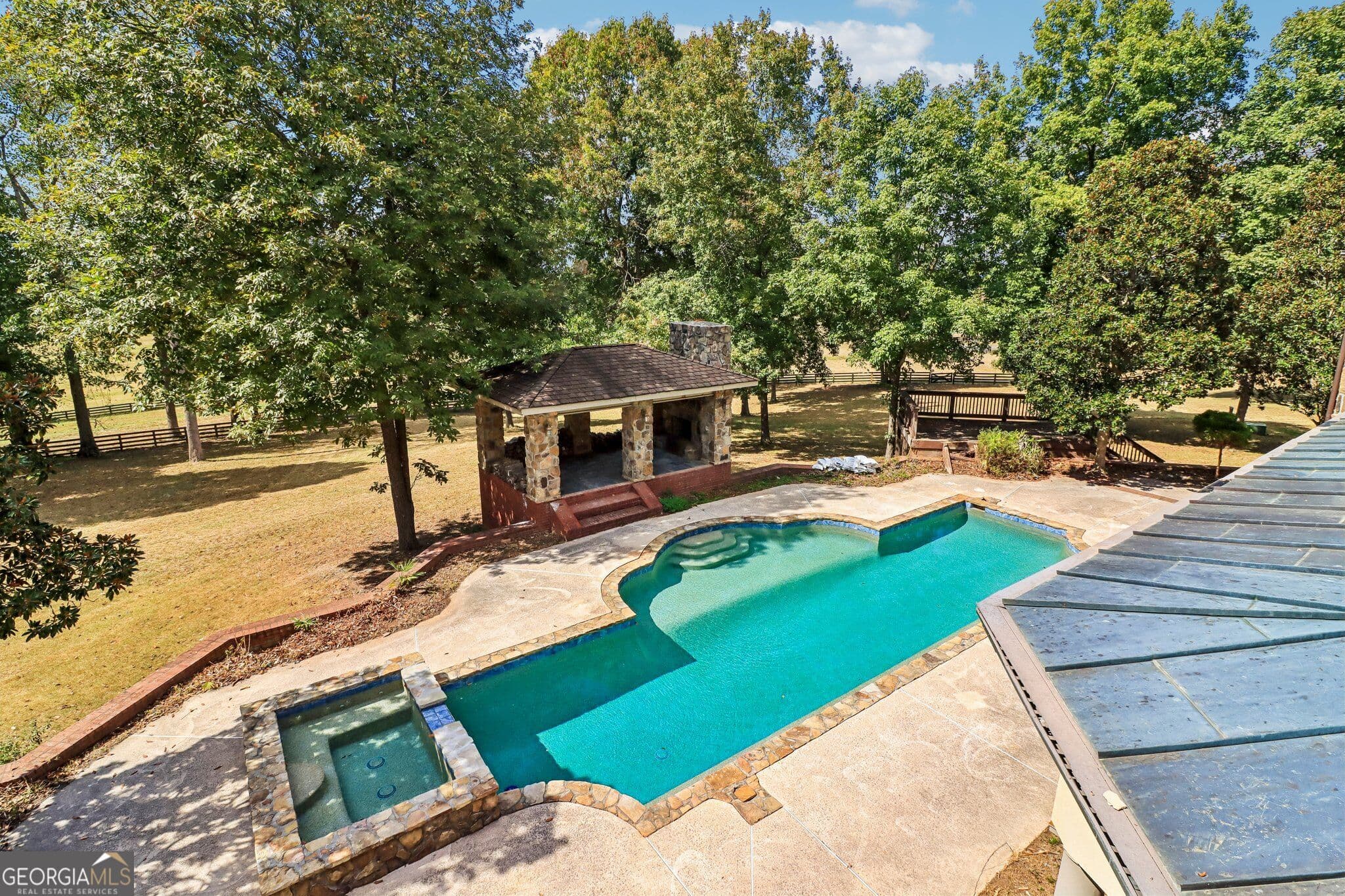 6 bedroom, 6.5 bathroom, 13,593 sq ft single family residence for sale at 540 Alexander Road, Grantville, GA 30220 — photo 7