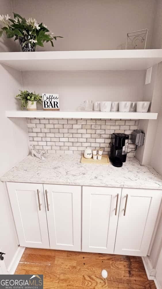 2 bedroom, 1 bathroom, 812 sq ft condominium for sale at 300 NE PEACHTREE Street 17H, Atlanta, GA 30308 — photo 6