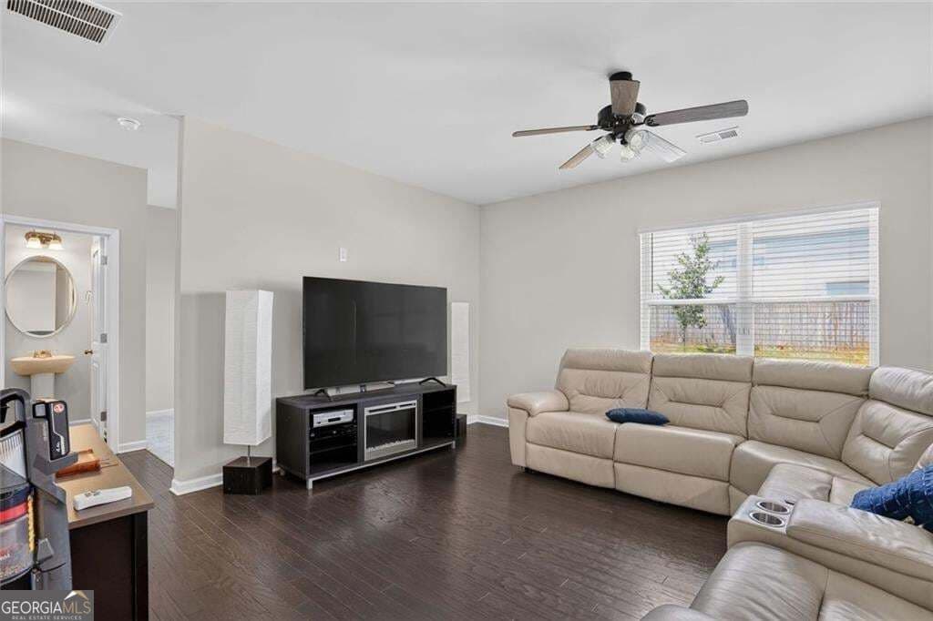 4 bedroom, 2.5 bathroom, 2,742 sq ft single family residence for rent at 616 Blue Ash Court, Mcdonough, GA 30253 for $2,950 a month — photo 10