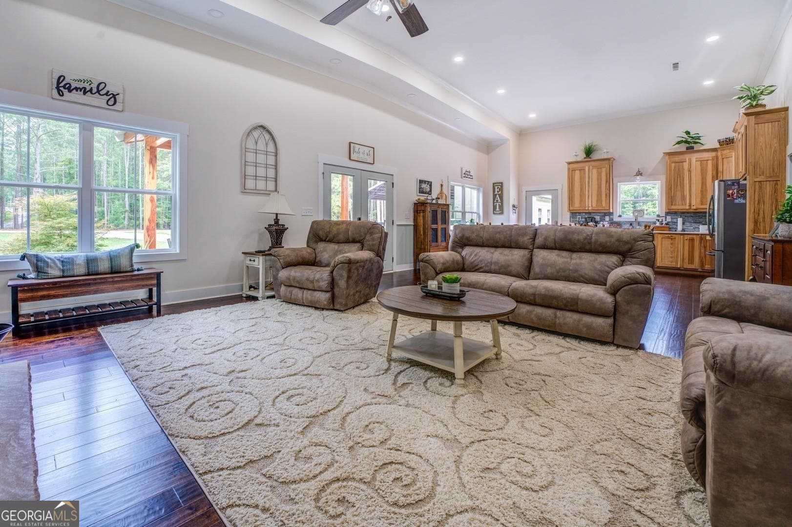 4 bedroom, 4 bathroom, 3,000 sq ft single family residence for sale at 3060 Eatonton Road, Madison, GA 30650 — photo 5