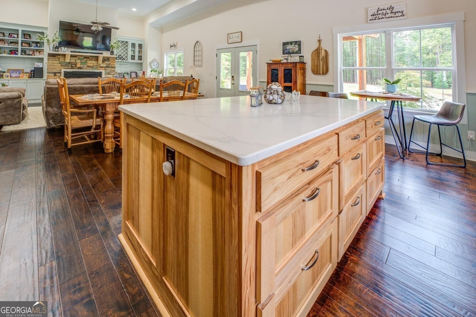 4 bedroom, 4 bathroom, 3,000 sq ft single family residence for sale at 3060 Eatonton Road, Madison, GA 30650 — photo 9