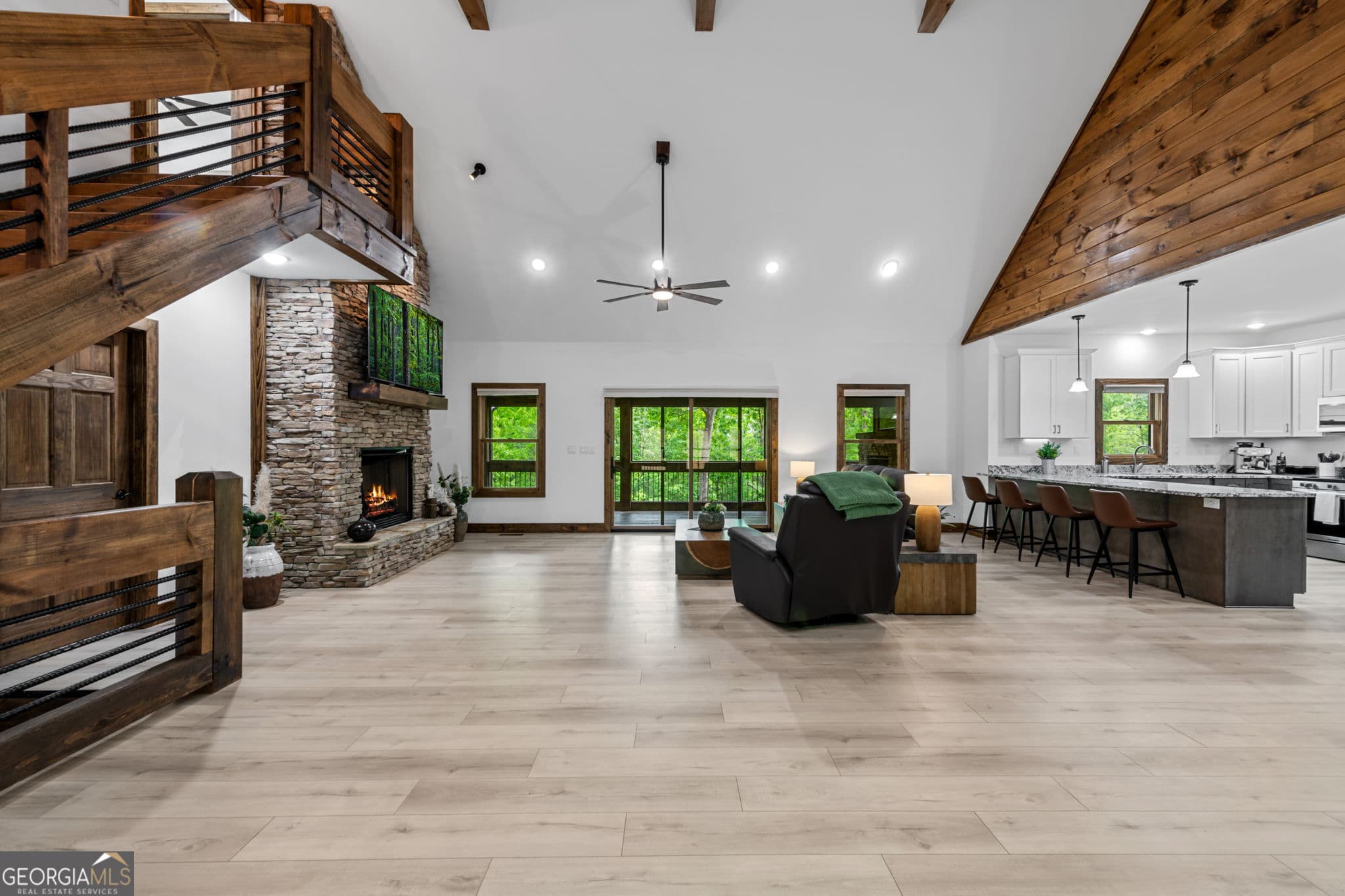 4 bedroom, 4.5 bathroom, 3,500 sq ft single family residence for sale at 60 Weeks Lane, Ellijay, GA 30540 — photo 9