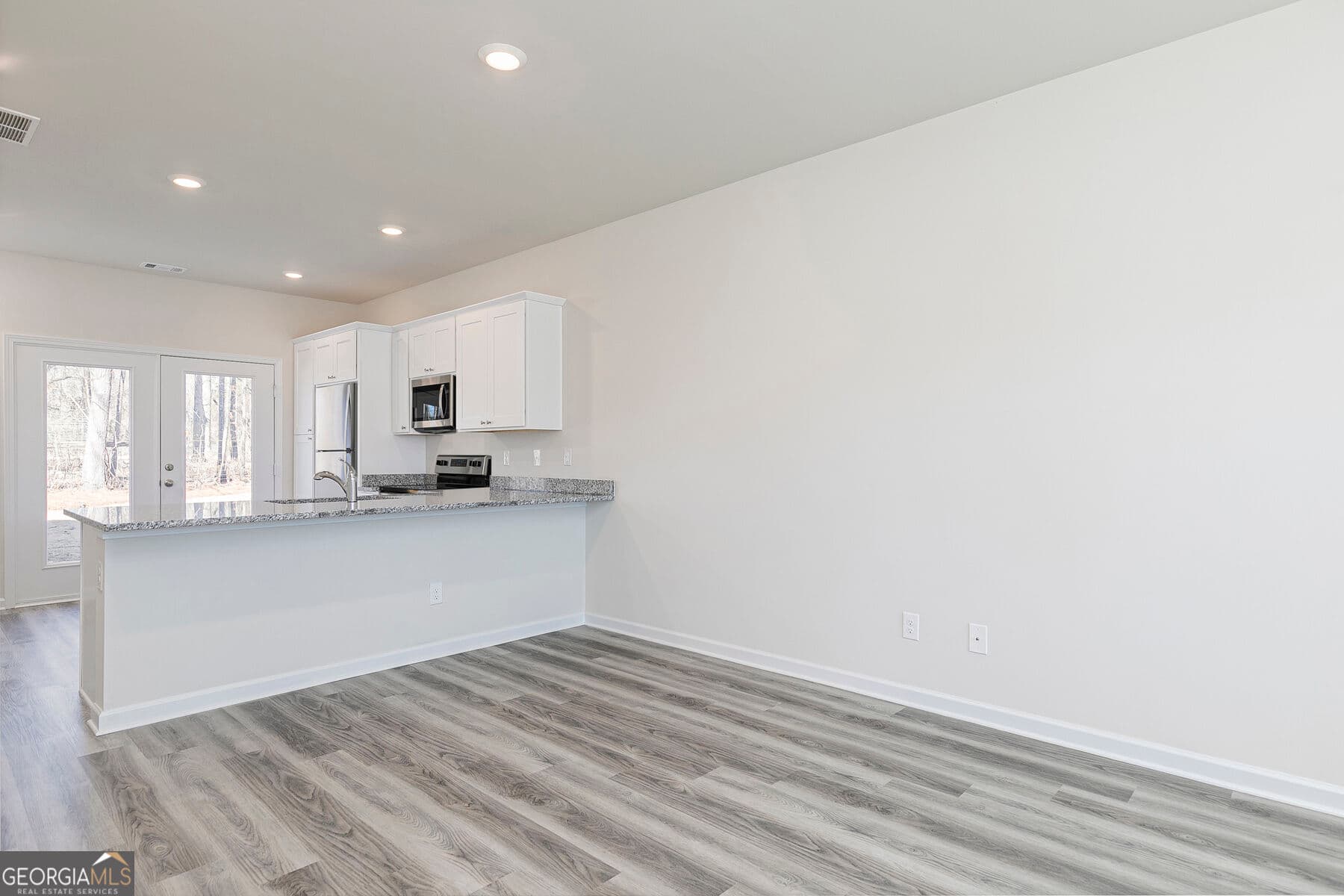2 bedroom, 2.5 bathroom, 1,120 sq ft townhouse for sale at 208 Rooker Drive, Lagrange, GA 30241 — photo 8